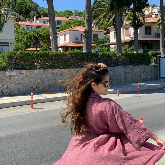 Simpuna Raspberry Kimono with Rope Belt - Picture 2 of 8